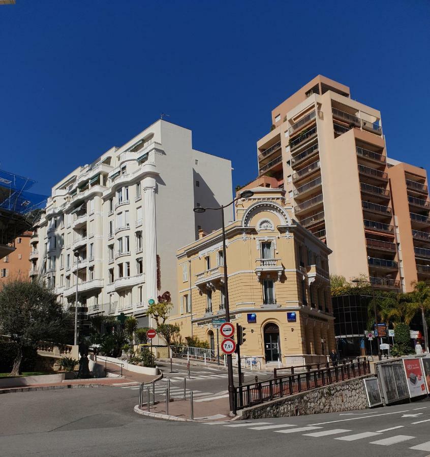 For 2 Few Steps From Casino Monte Carlo And *